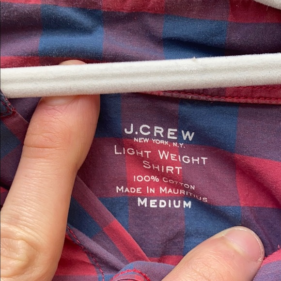 Men’s short sleeve button-down - Picture 2 of 2